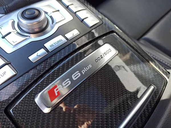Audi RS 6 + 5.0 V10 426kW BLACK EDITION - foto 34