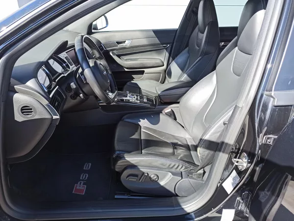Audi RS 6 + 5.0 V10 426kW BLACK EDITION - foto 8