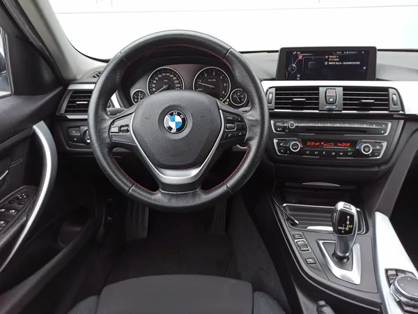 BMW Řada 3 320D XDRIVE SPORT A/T - foto 13