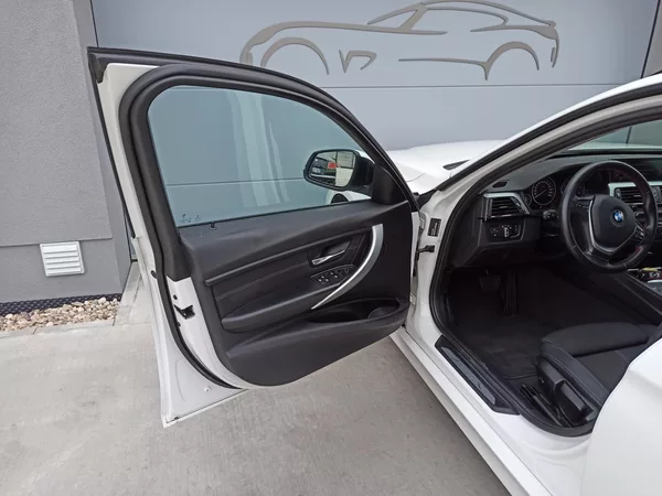 BMW Řada 3 320D XDRIVE SPORT A/T - foto 3