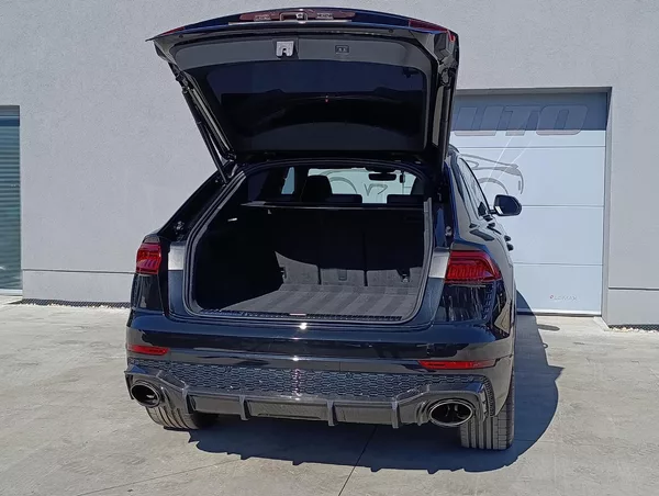 Audi RS Q8 4.0TFSI 441kW QUATTRO ČR DPH - foto 14