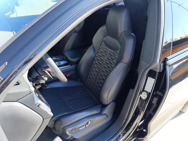 Audi RS Q8 4.0TFSI 441kW QUATTRO ČR DPH - foto 15
