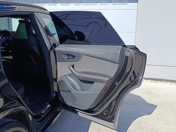 Audi RS Q8 4.0TFSI 441kW QUATTRO ČR DPH - foto 37