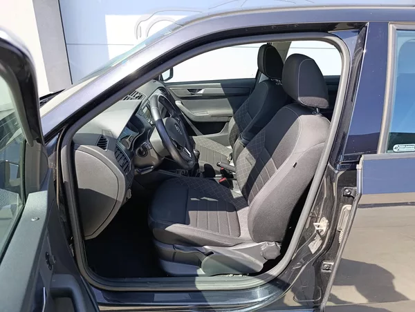 Škoda Fabia 1.2TSI 66kW STYLE ČR - foto 11