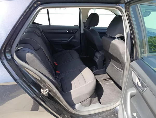 Škoda Fabia 1.2TSI 66kW STYLE ČR - foto 13