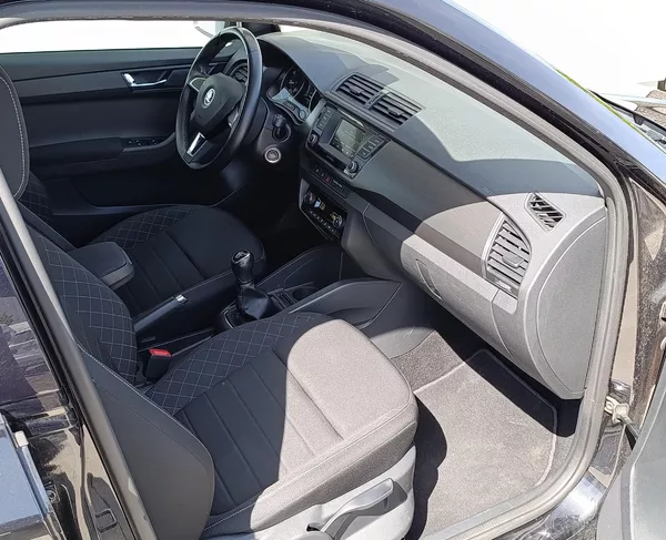Škoda Fabia 1.2TSI 66kW STYLE ČR - foto 15
