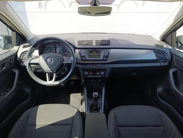Škoda Fabia 1.2TSI 66kW STYLE ČR - foto 17