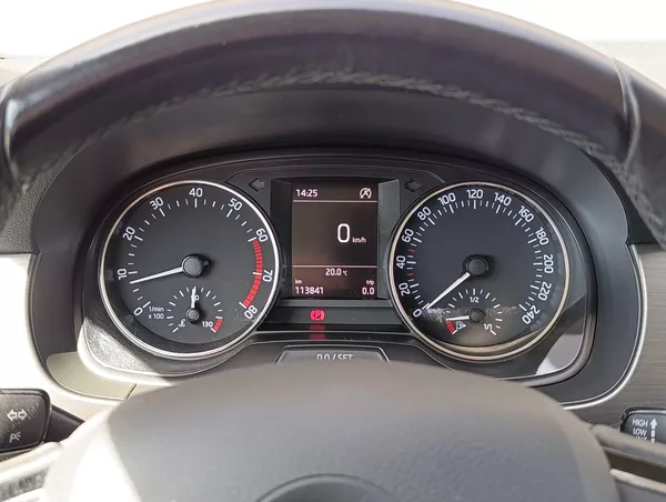 Škoda Fabia 1.2TSI 66kW STYLE ČR - foto 19