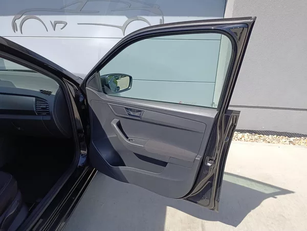 Škoda Fabia 1.2TSI 66kW STYLE ČR - foto 27