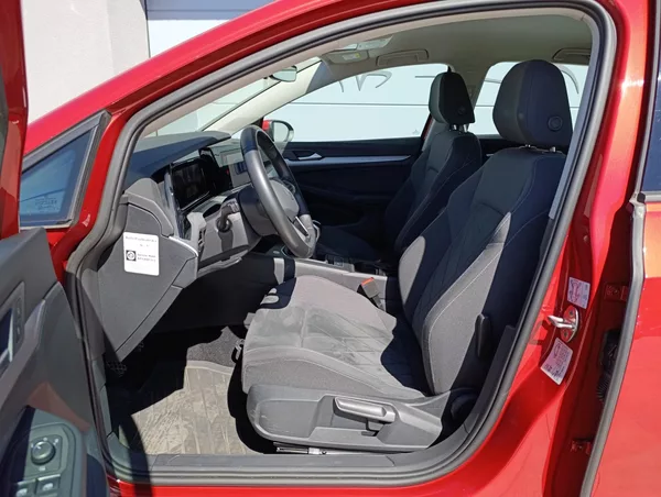 Volkswagen Golf 1.5TSI EVO BMT LIFE ČR DPH - foto 11