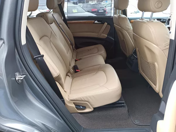 Audi Q7 3.0 TDi QUATTRO ČR SERVIS AUDI - foto 12