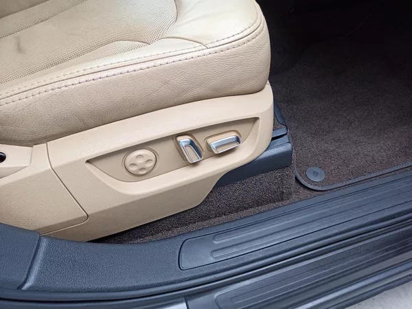 Audi Q7 3.0 TDi QUATTRO ČR SERVIS AUDI - foto 20