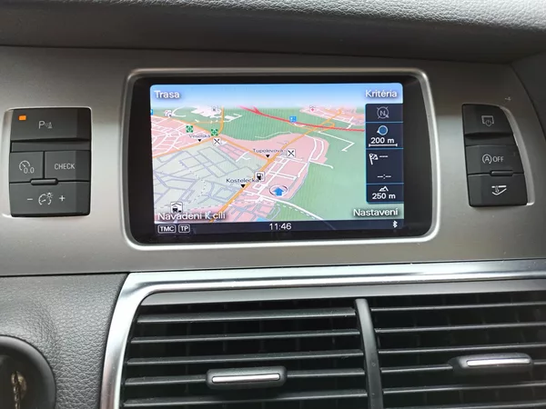 Audi Q7 3.0 TDi QUATTRO ČR SERVIS AUDI - foto 29