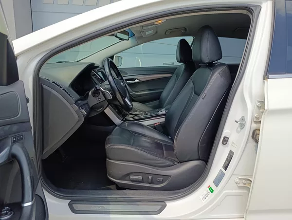 Hyundai i40 1.7CRDi 100kW ČR - foto 11