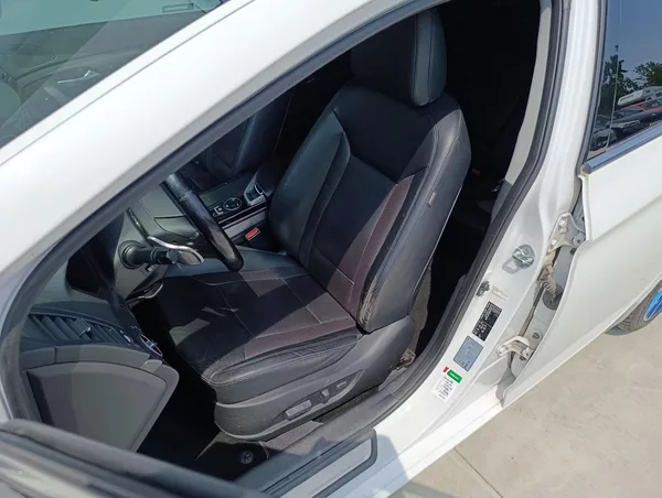 Hyundai i40 1.7CRDi 100kW ČR - foto 12