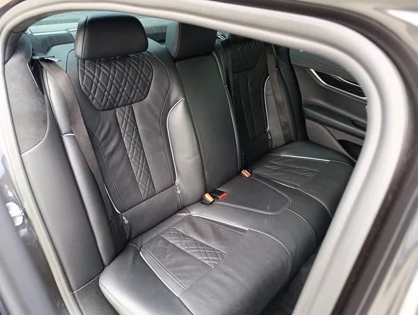 BMW Řada 7 740d xDRIVE DPH - foto 18