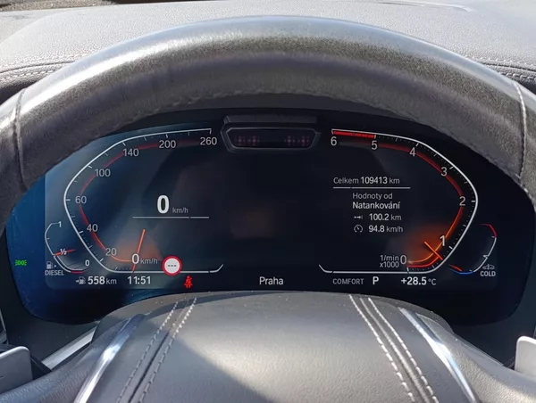 BMW Řada 7 740d xDRIVE DPH - foto 26