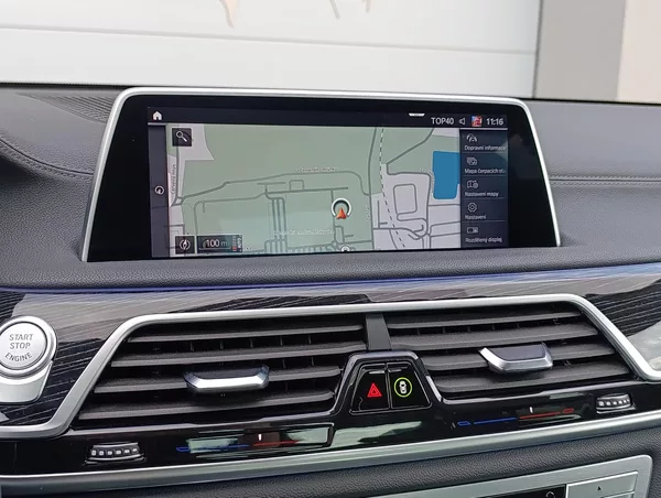 BMW Řada 7 740d xDRIVE DPH - foto 36