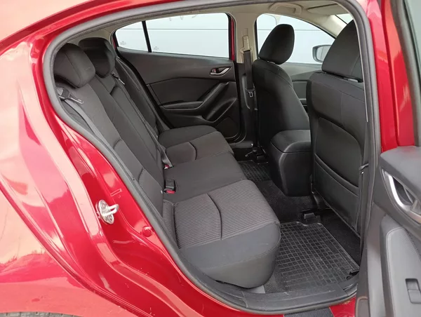 Mazda 3 2.2D 110kW SKYACTIV - foto 15