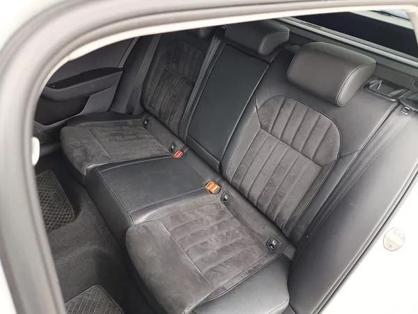 Škoda Superb 2.0TDI 140kW DSG 4X4 STYLE+ - foto 15