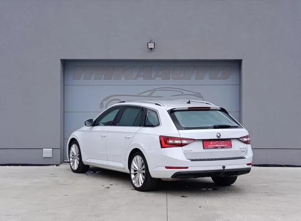 Škoda Superb 2.0TDI 140kW DSG 4X4 STYLE+ - foto 7