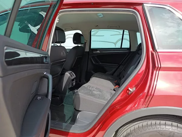 Volkswagen Tiguan 2.0TSI 162kW 4M HIGHLINE ČR - foto 13