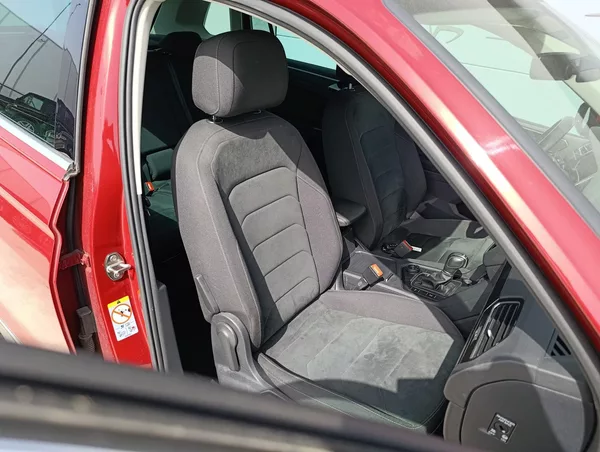 Volkswagen Tiguan 2.0TSI 162kW 4M HIGHLINE ČR - foto 19