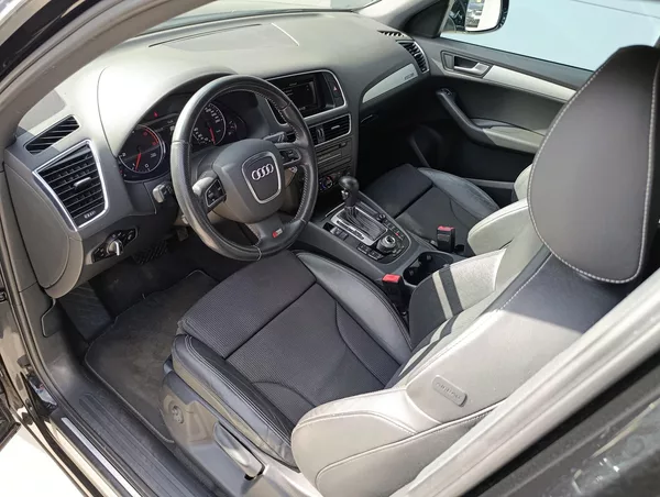 Audi Q5 2.0TDI QUATTRO S-LINE ČR - foto 10