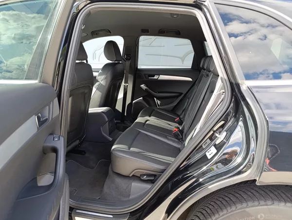 Audi Q5 2.0TDI QUATTRO S-LINE ČR - foto 14