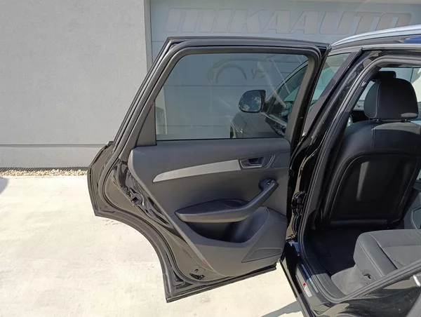 Audi Q5 2.0TDI QUATTRO S-LINE ČR - foto 28