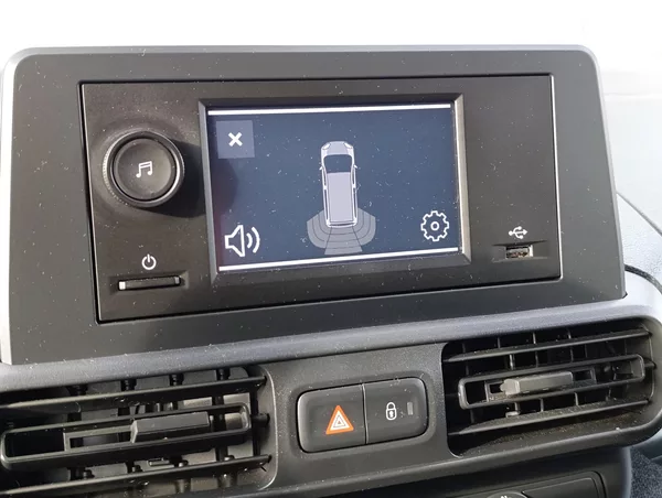 Toyota ProAce City City 1,5D 75kW L2 ČR,1.MAJITEL - foto 18