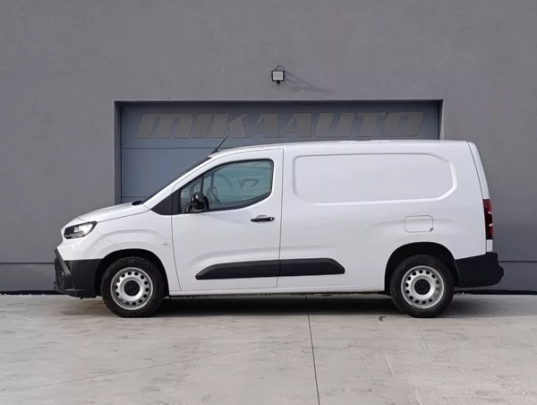 Toyota ProAce City City 1,5D 75kW L2 ČR,1.MAJITEL - foto 4