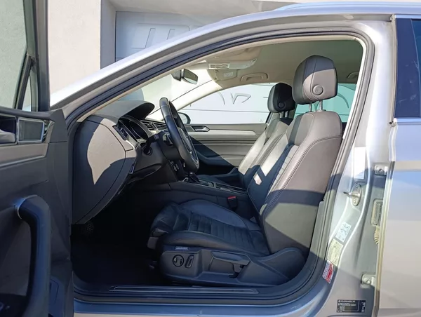 Volkswagen Passat 2.0TDI DSG ČR 1. MAJITEL DPH - foto 10