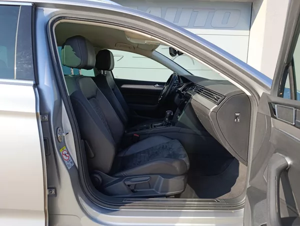 Volkswagen Passat 2.0TDI DSG ČR 1. MAJITEL DPH - foto 16
