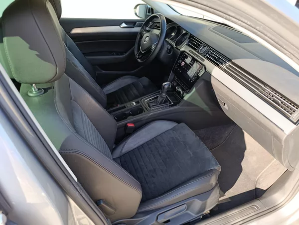 Volkswagen Passat 2.0TDI DSG ČR 1. MAJITEL DPH - foto 17