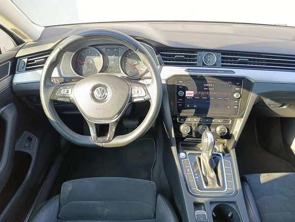 Volkswagen Passat 2.0TDI DSG ČR 1. MAJITEL DPH - foto 20
