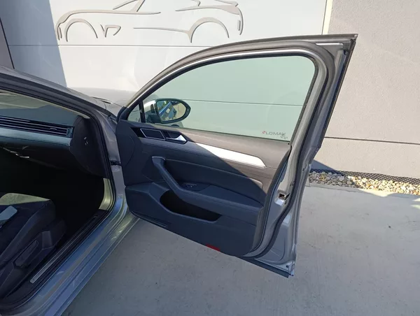 Volkswagen Passat 2.0TDI DSG ČR 1. MAJITEL DPH - foto 28