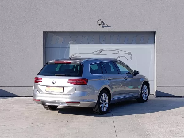 Volkswagen Passat 2.0TDI DSG ČR 1. MAJITEL DPH - foto 5