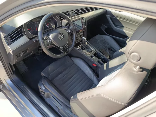 Volkswagen Passat 2.0TDI DSG ČR 1. MAJITEL DPH - foto 9