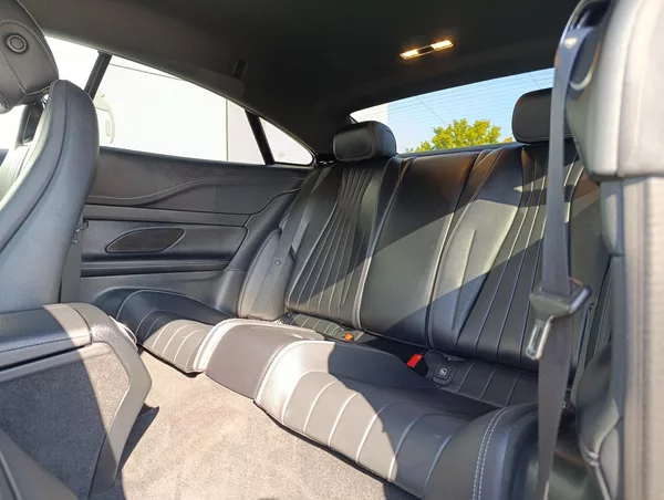 Mercedes-Benz Třídy E 220d 143kW AMG COUPÉ DPH - foto 14