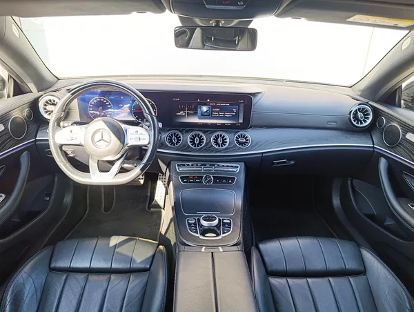 Mercedes-Benz Třídy E 220d 143kW AMG COUPÉ DPH - foto 19