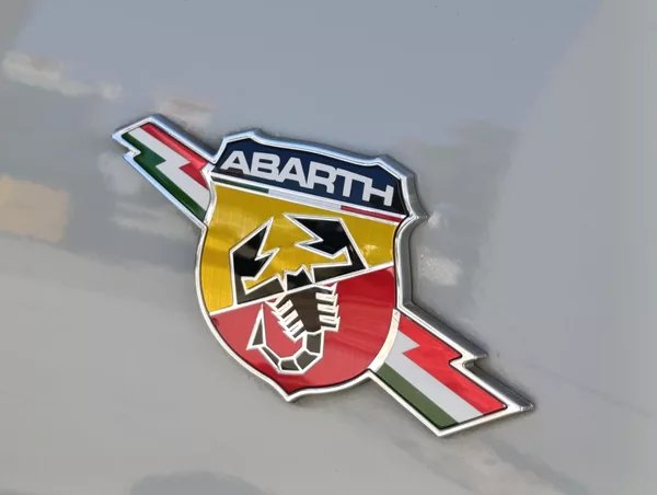 Fiat 500 ABARTH 121kW AKRAPOVIČ - foto 10