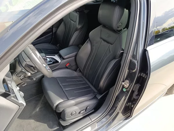 Audi A4 AVANT 40TDI QUATTRO S-LINE DPH - foto 13