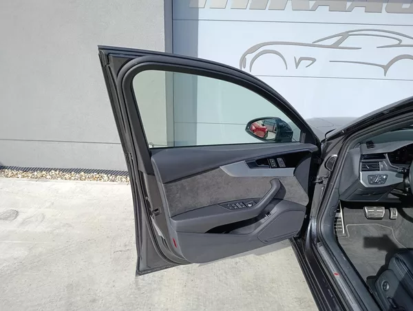 Audi A4 AVANT 40TDI QUATTRO S-LINE DPH - foto 30