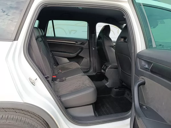 Škoda Kodiaq 2.0TDI 4X4 SPORTLINE 1.MAJ ČR - foto 18