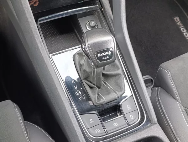 Škoda Kodiaq 2.0TDI 4X4 SPORTLINE 1.MAJ ČR - foto 28