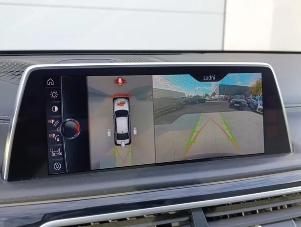 BMW Řada 7 750Li xDRIVE ČR 1.MAJ DPH - foto 33