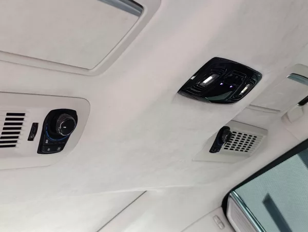 BMW Řada 7 750Li xDRIVE ČR 1.MAJ DPH - foto 7