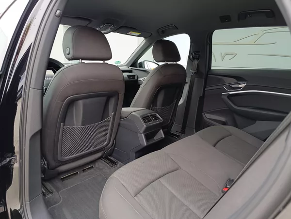 Audi e-tron 55 300kW QUATTRO S-LINE - foto 14