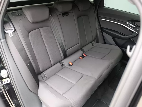 Audi e-tron 55 300kW QUATTRO S-LINE - foto 16